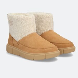 SOREL explorer III waterproof cozy boot